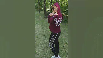 ЖЕНСКИЙ СПОРТИВНЫЙ КОСТЮМ FENDI