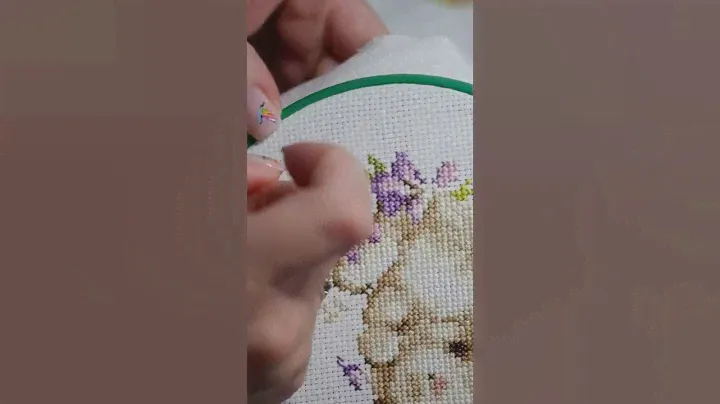 читают детский журнал 😊🖕